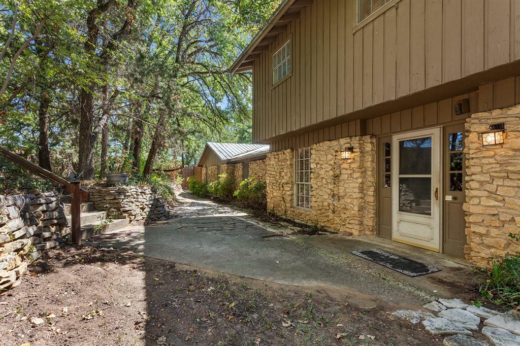 Property Photo:  2127 Los Robles Street  TX 76051 