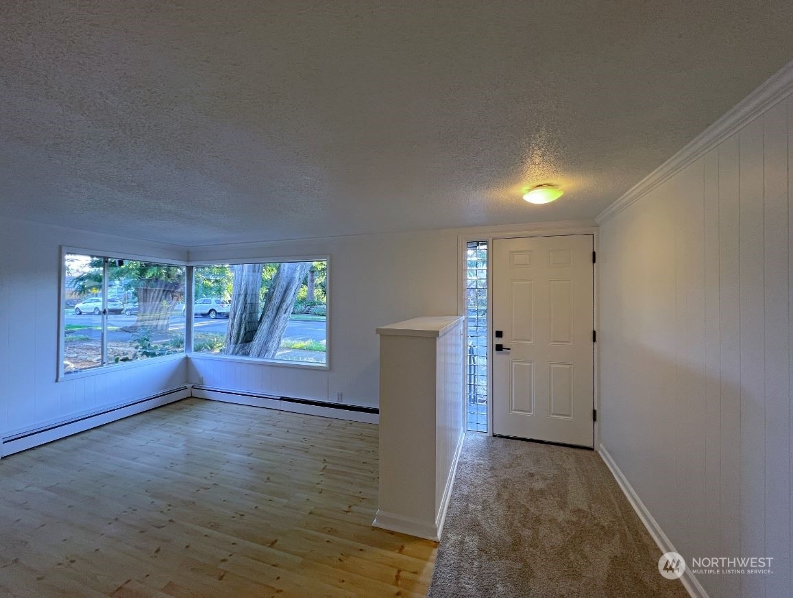 Property Photo:  5949 48 Avenue SW  WA 98136 