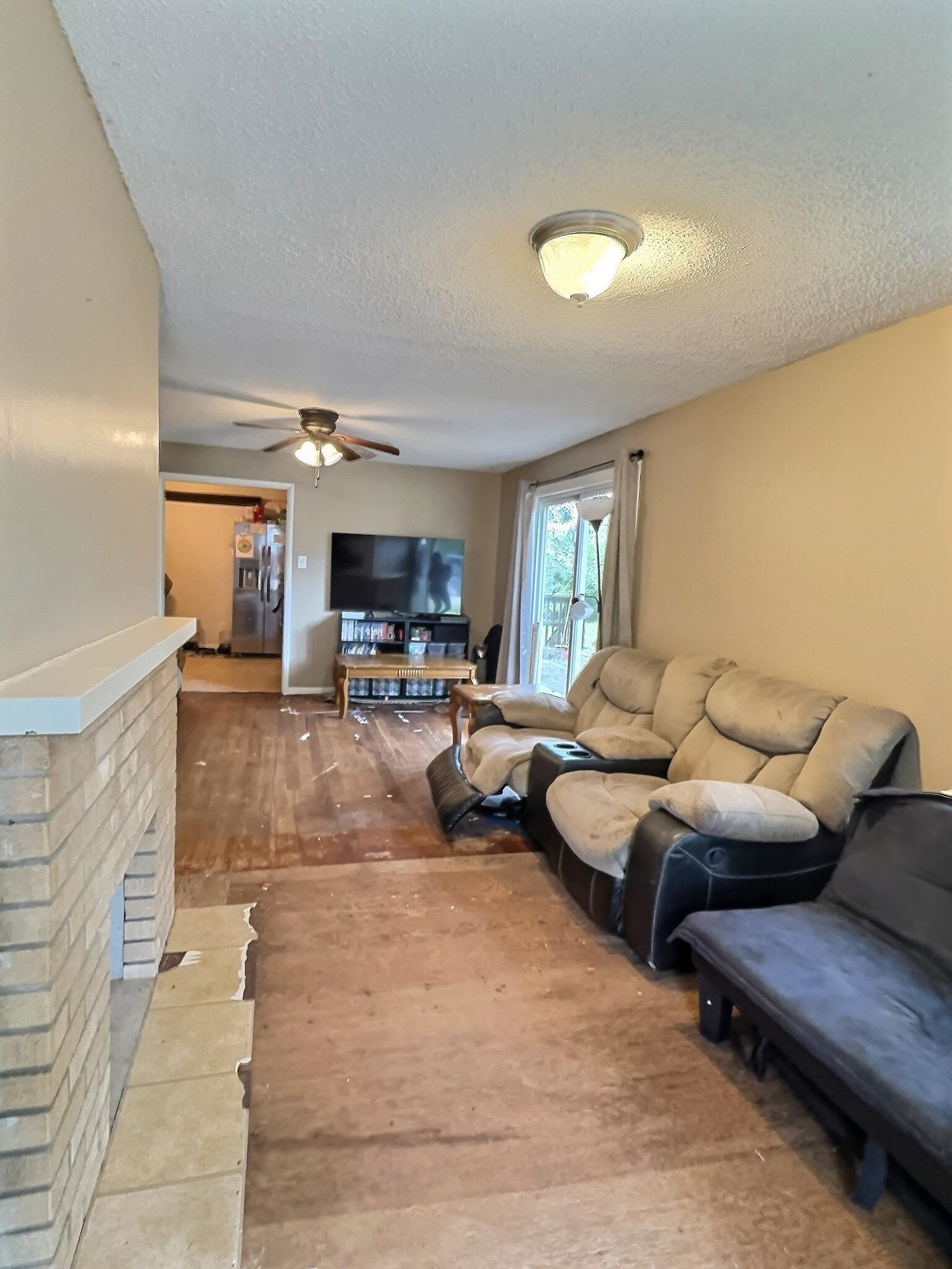 Property Photo:  516 W Carr Ave  KS 67042-2703 