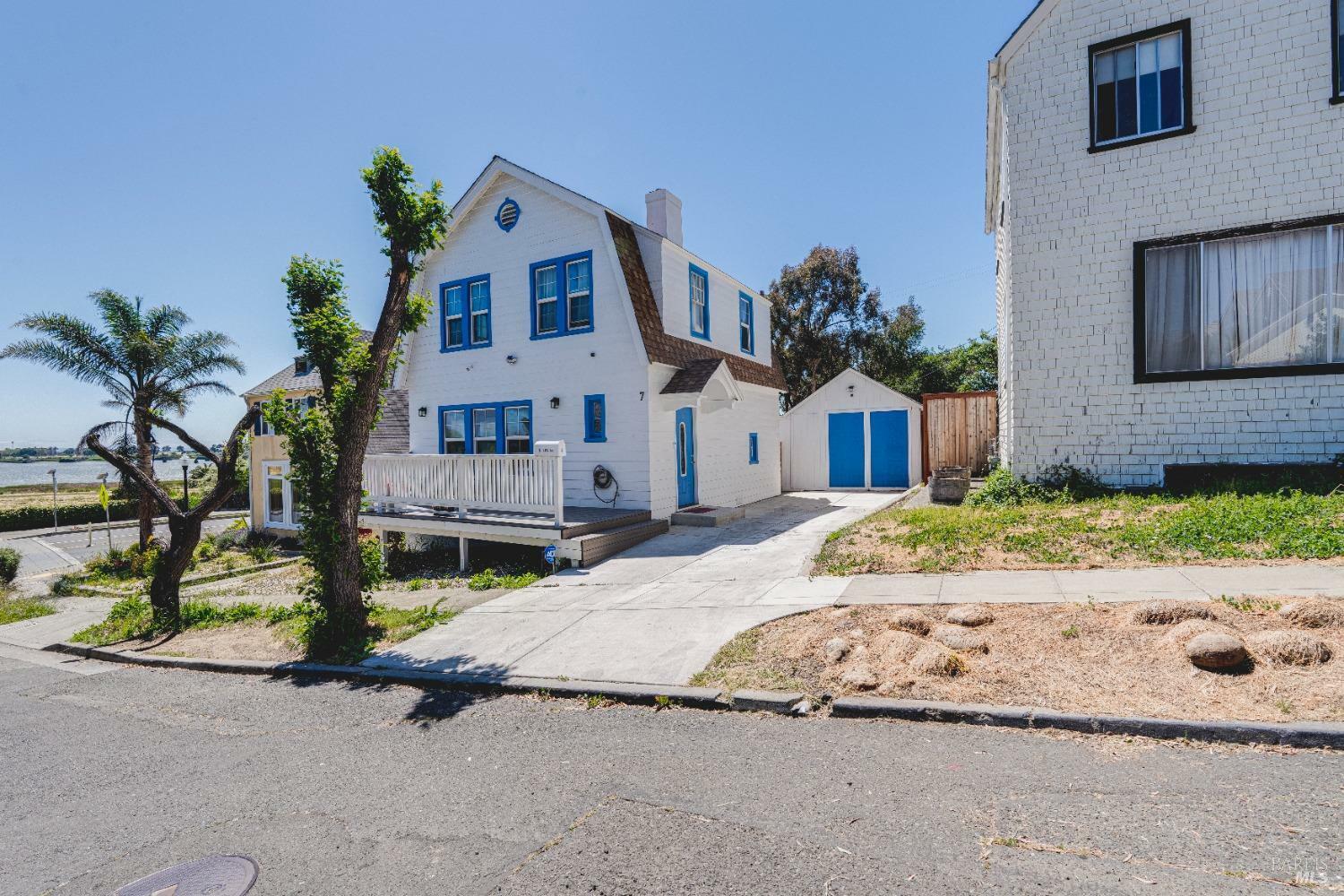 Property Photo:  7 Sims Avenue  CA 94590 