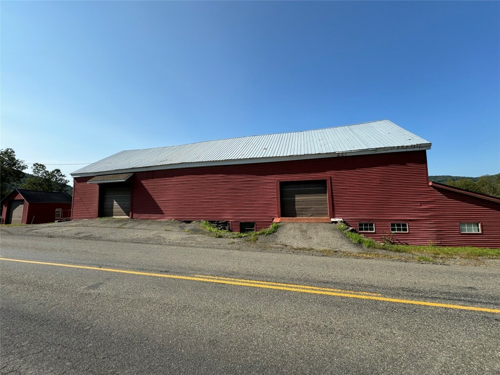 Property Photo:  821 & 809 State Line Road  NY 13865 