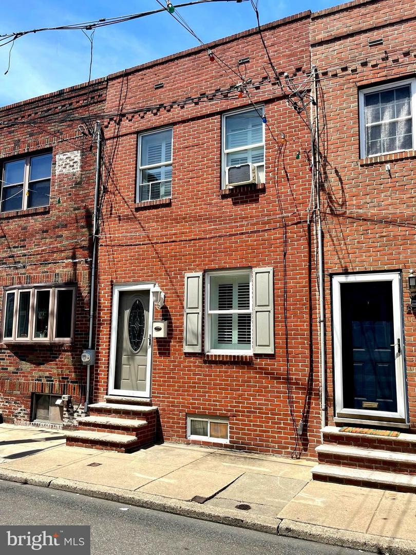 Property Photo:  2122 S Howard Street  PA 19148 