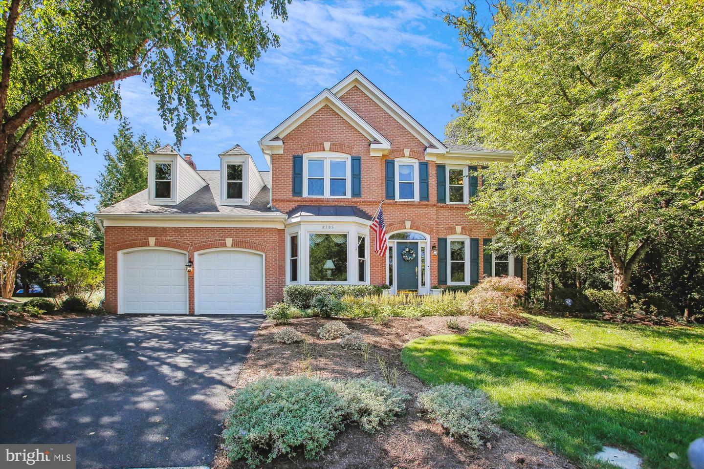 Property Photo:  8305 Lord Fairfax Court  VA 22182 