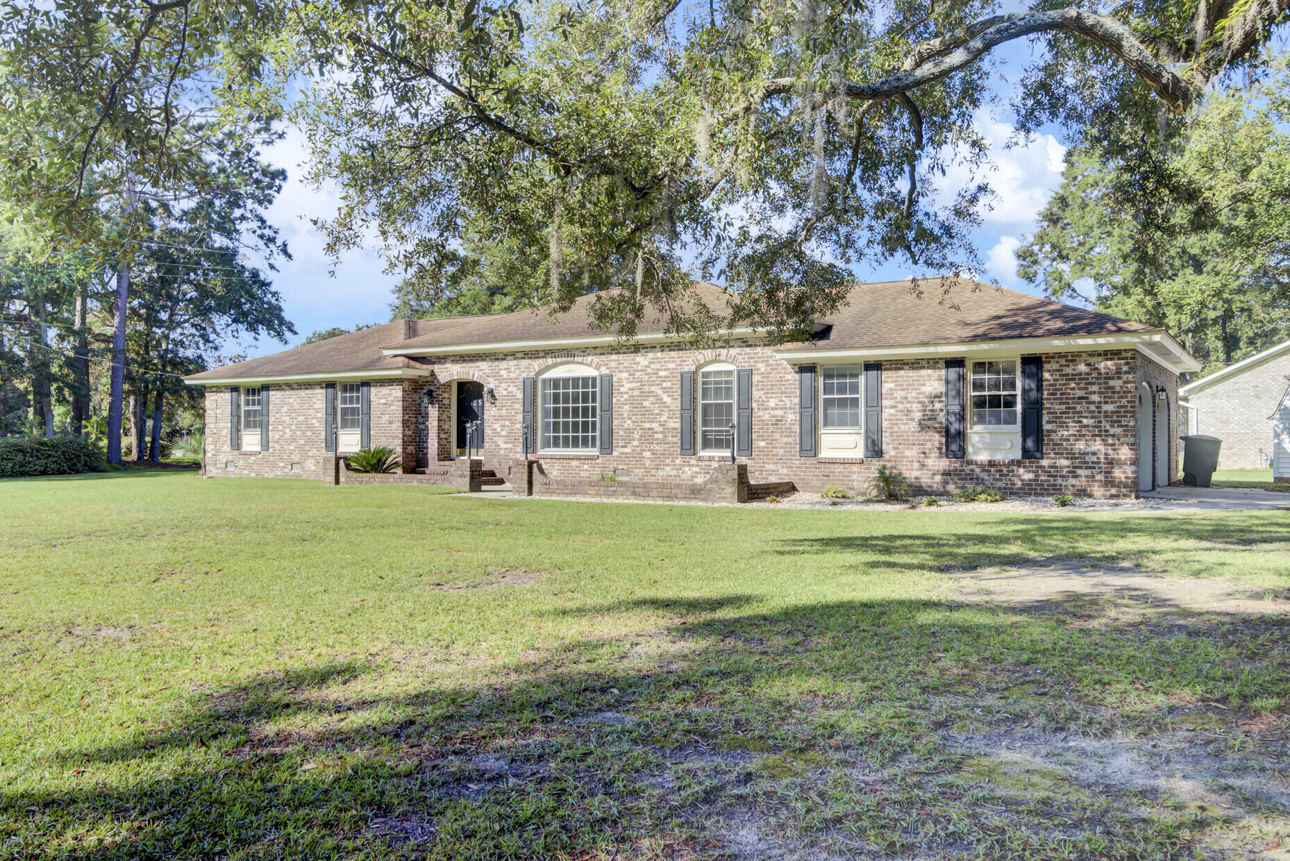 Property Photo:  25 S Basilica Avenue  SC 29410 