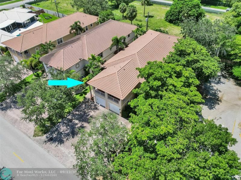 Property Photo:  15 SE 19th Ave  FL 33060 