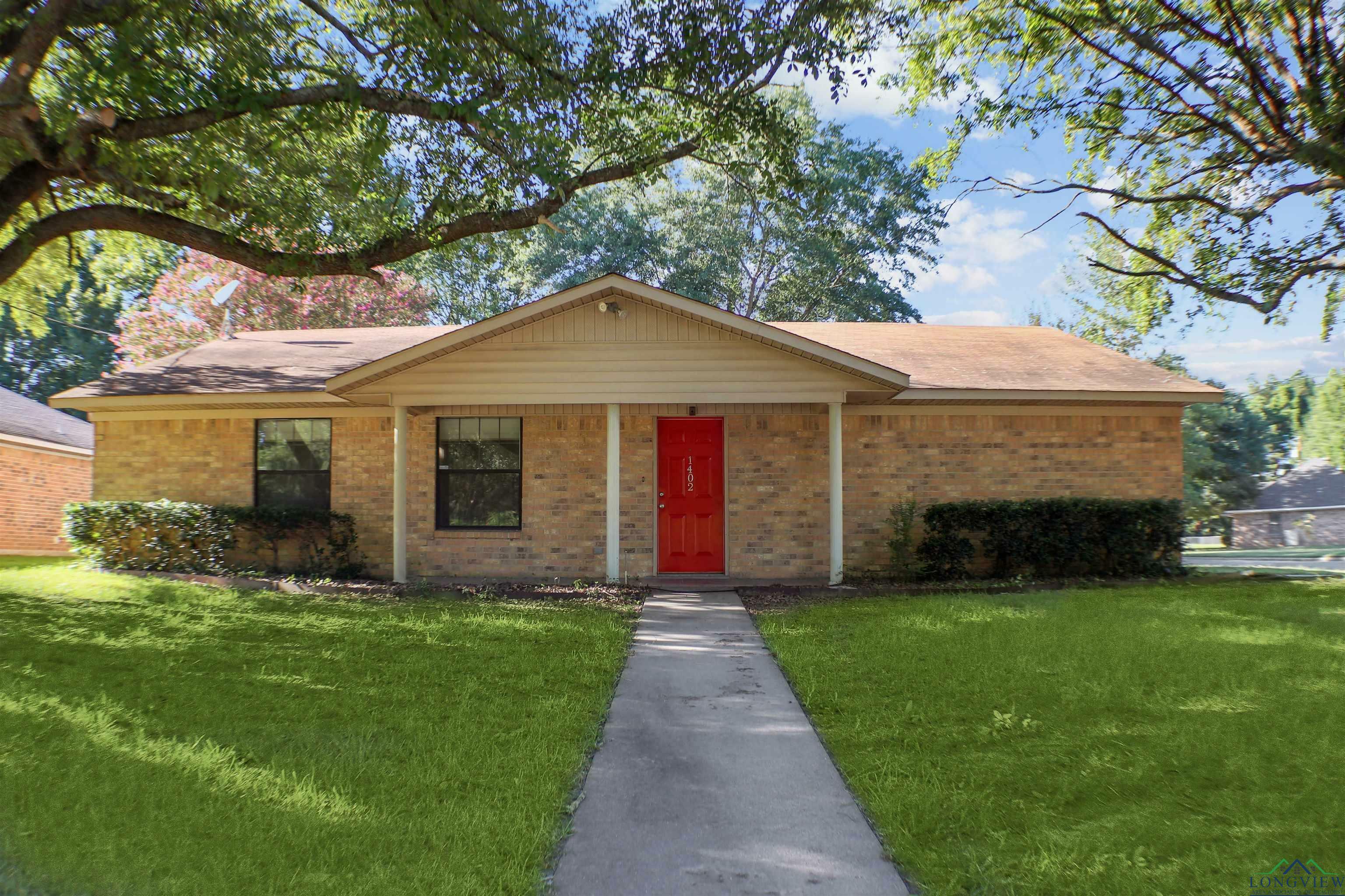 Property Photo:  1402 Kyle Ave.  TX 75633 