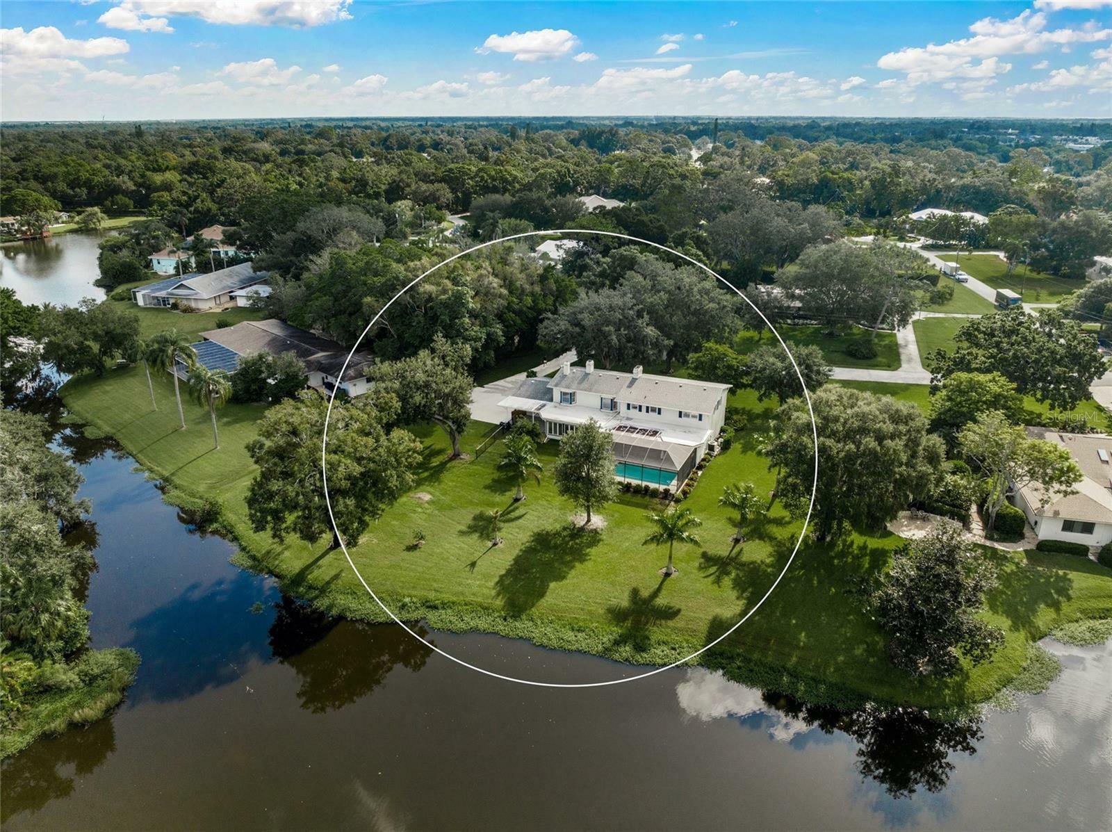 Property Photo:  3556 E Forest Lake Drive  FL 34232 