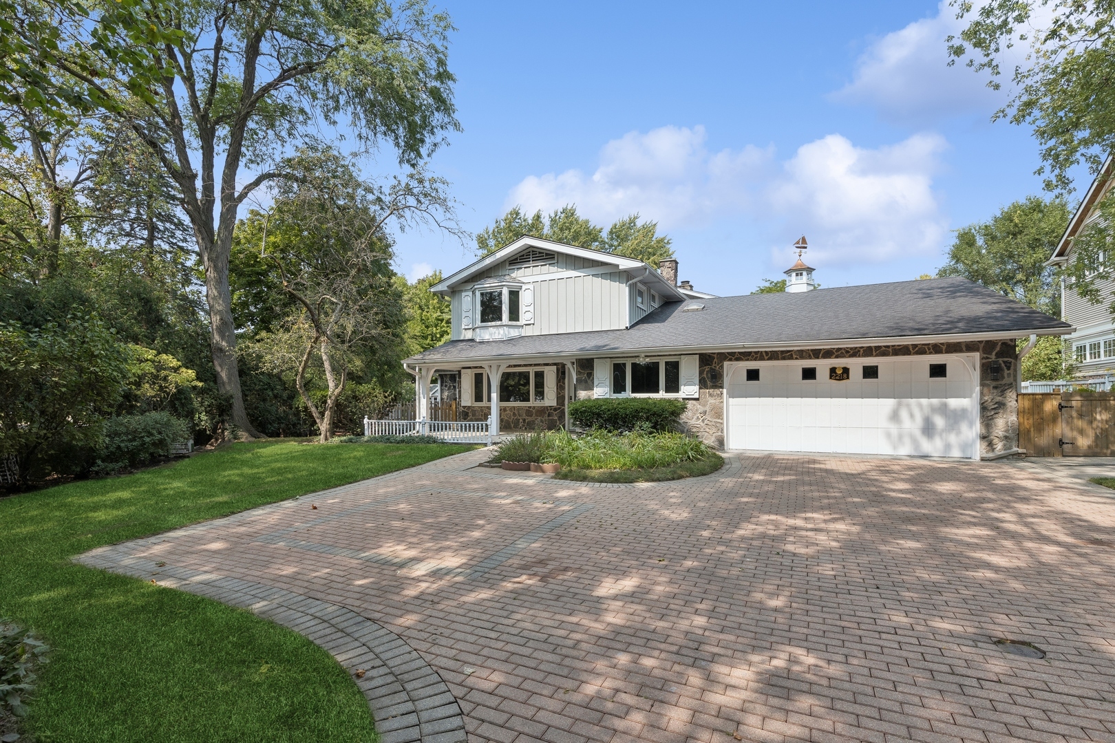 Property Photo:  2218 Old Glenview Road  IL 60091 