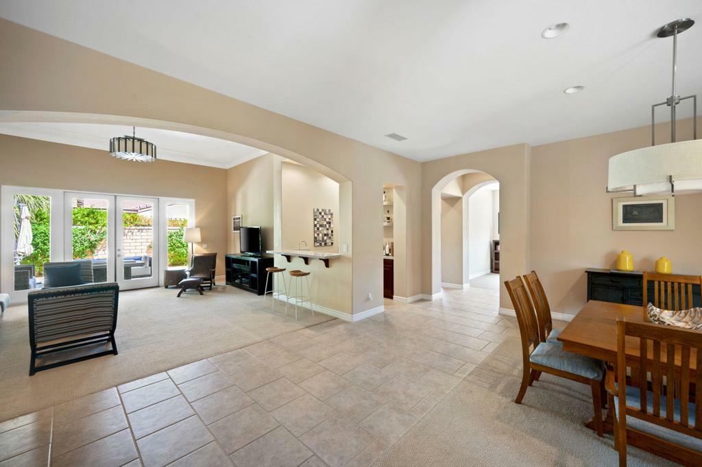 Property Photo:  72 Rocio Court  CA 92260 