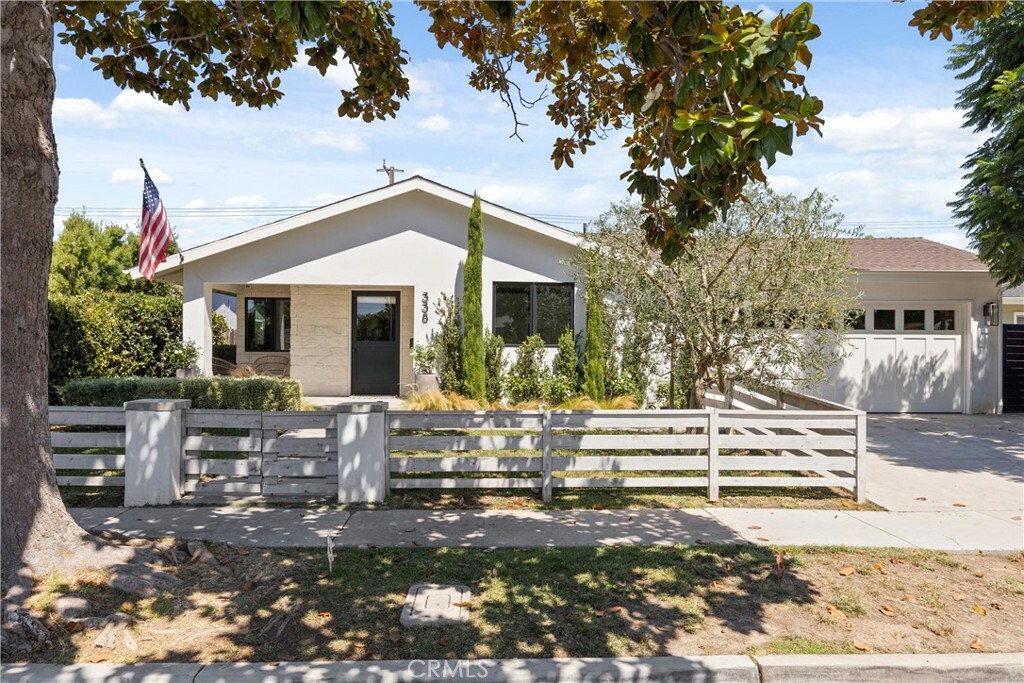 Property Photo:  338 Bucknell Road  CA 92626 