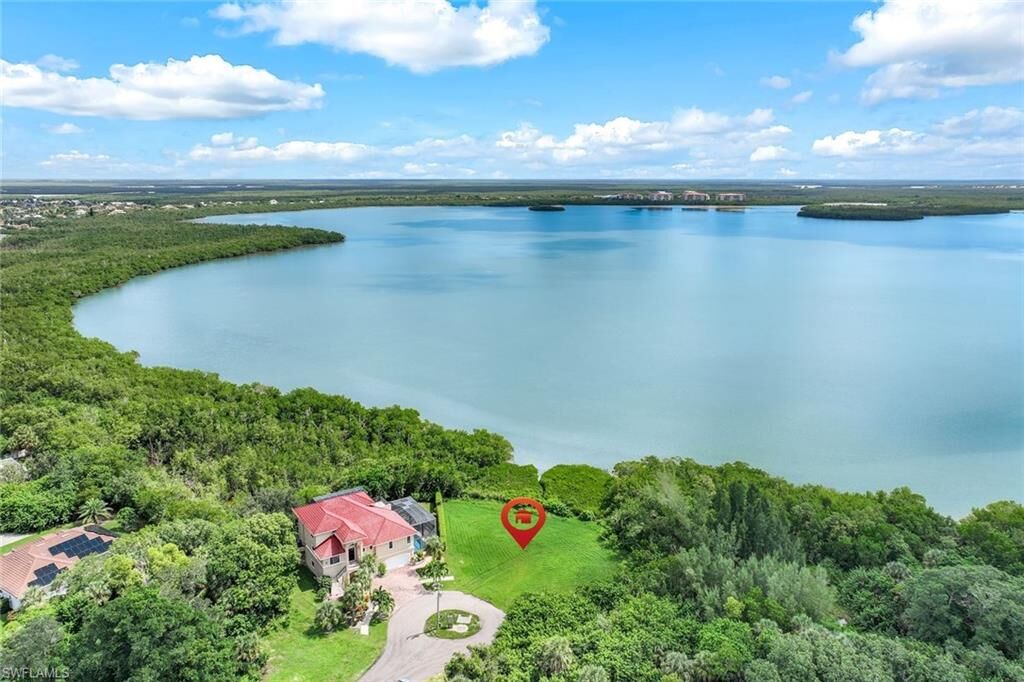 Property Photo: 1825 April Ct FL 34145