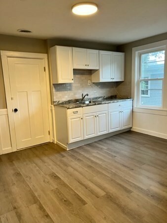 Property Photo:  17 Davis St 2  MA 02360 