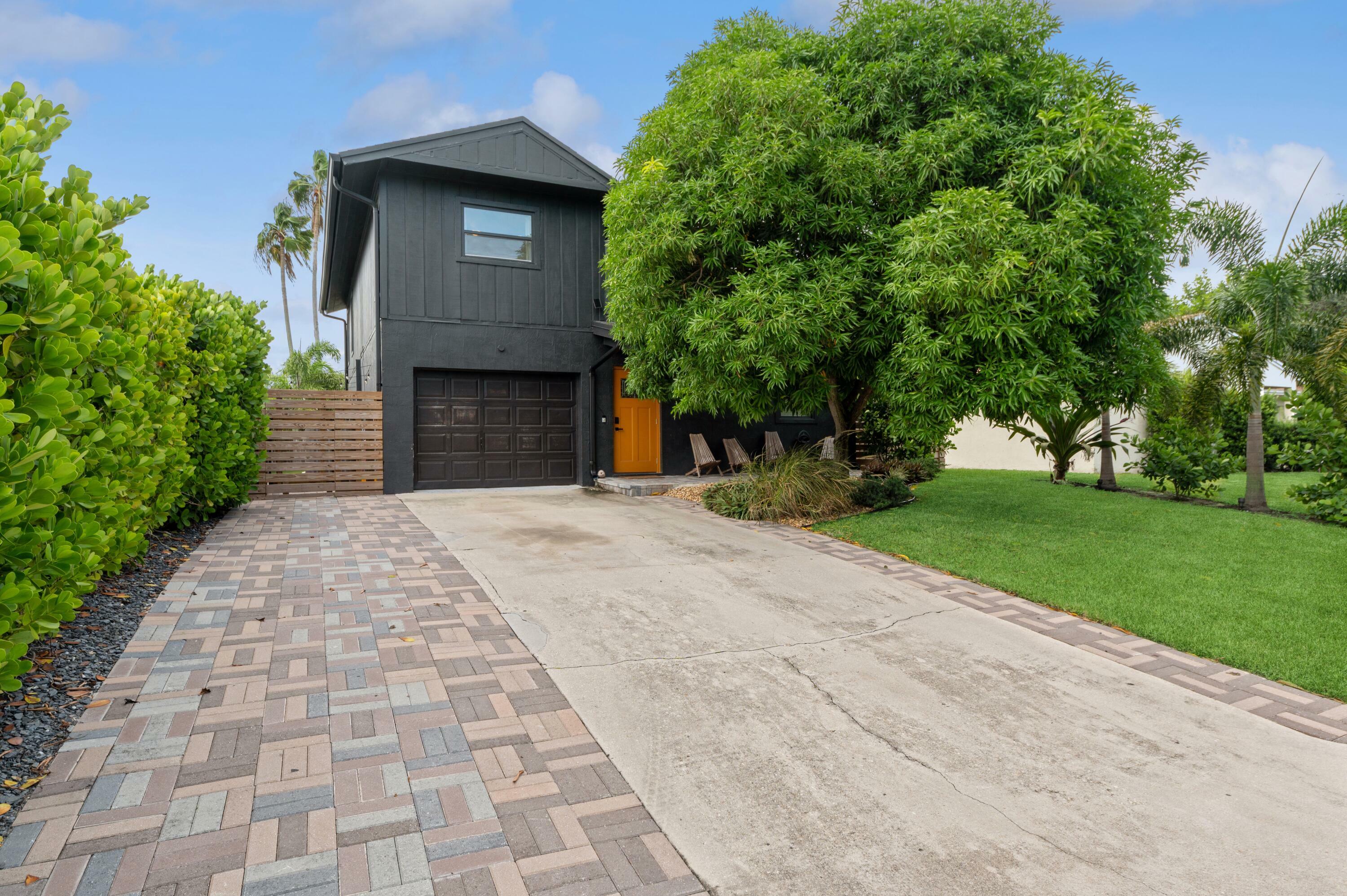 Property Photo:  2385 Zeder Avenue  FL 33444 