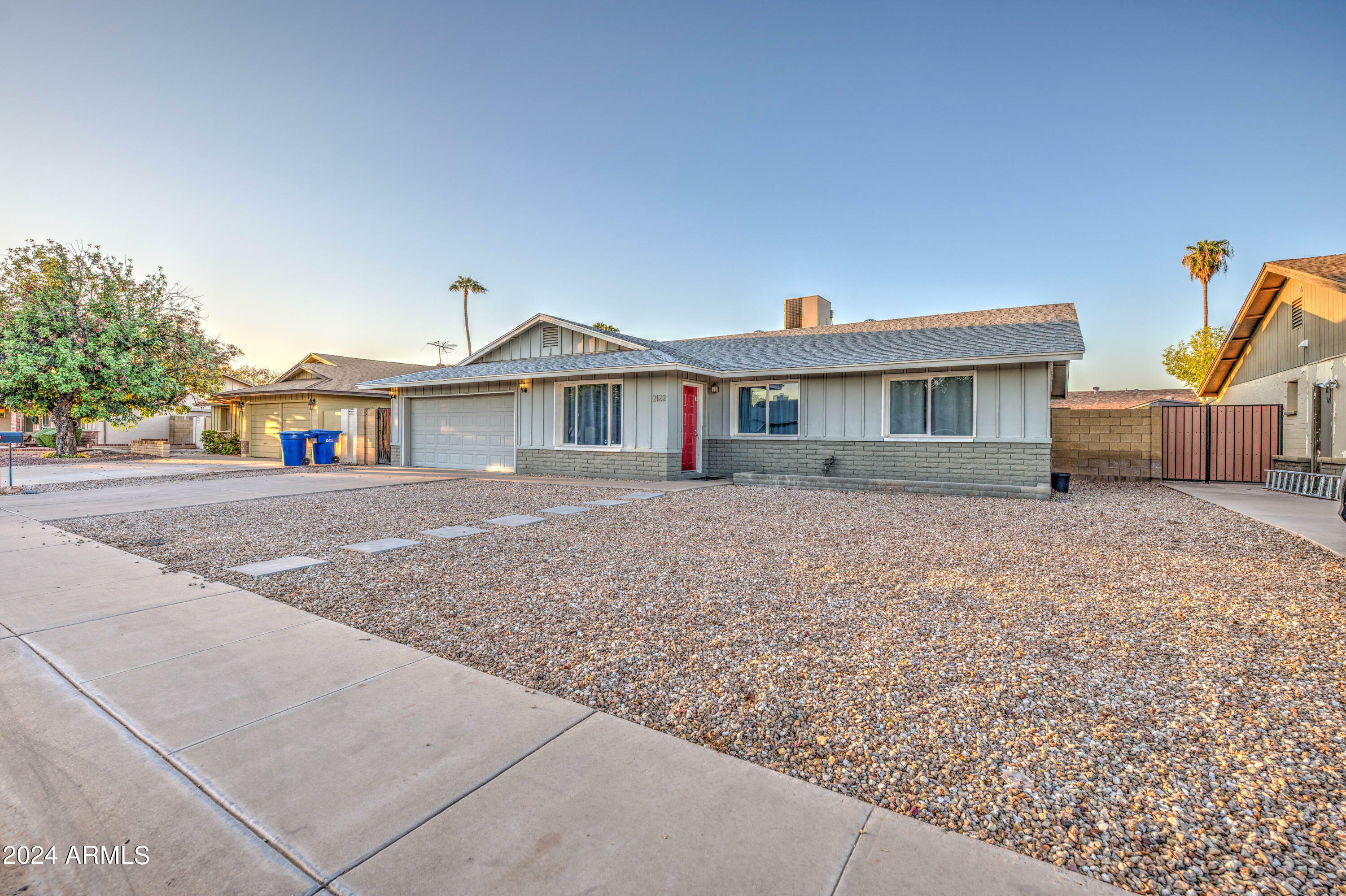 Property Photo:  2122 E Radcliffe Drive  AZ 85283 