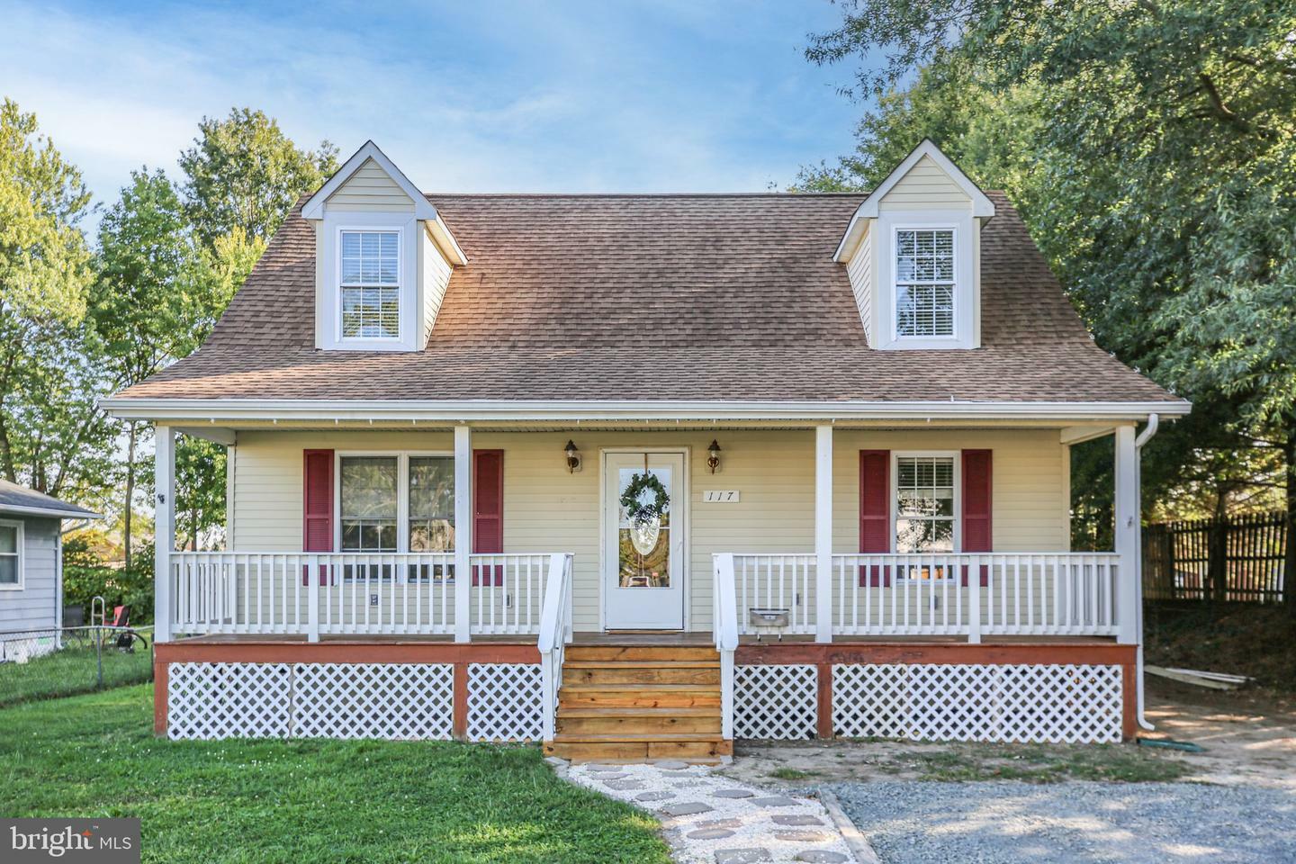 Property Photo:  117 Lee Street  VA 22408 