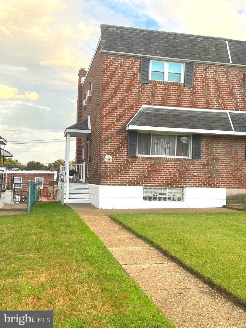 Property Photo:  15151 Endicott Street  PA 19116 