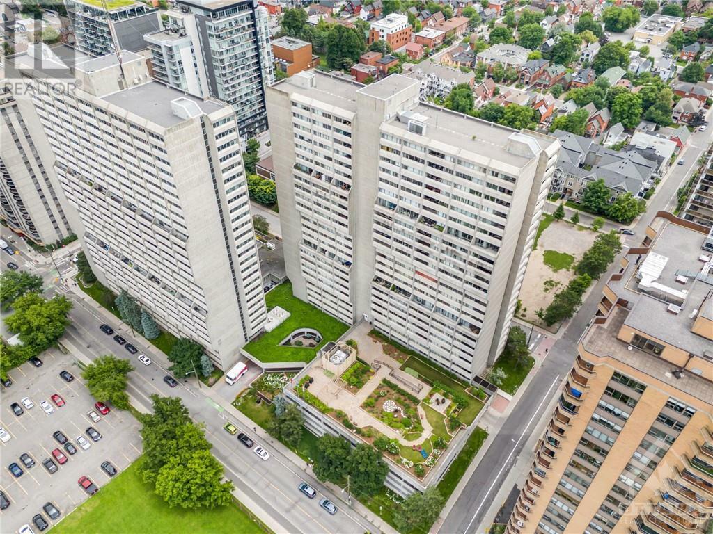 Photo de la propriété:  530 Laurier Avenue West 2304  ON K1R 7T1 