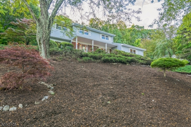 Property Photo:  43 Wolfe Dr  NJ 07465 