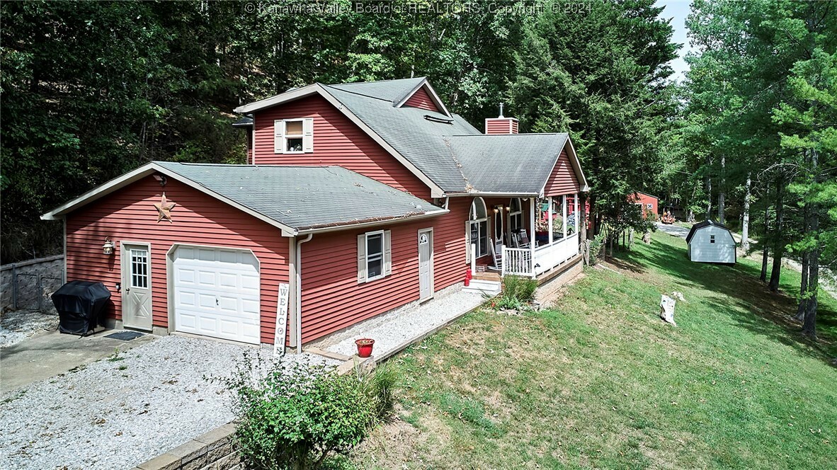 Property Photo:  9 Wyman Drive  WV 25312 