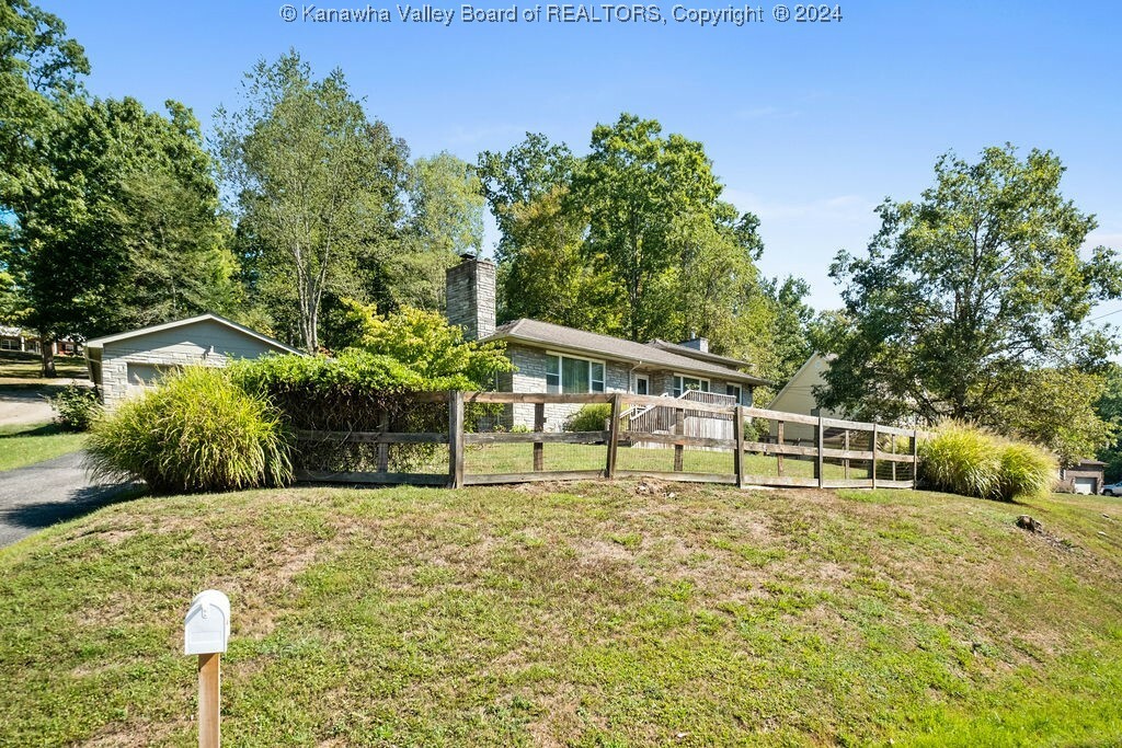 Property Photo:  115 Pinewood Road  WV 25071 