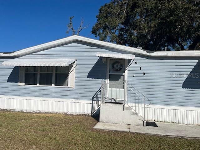 Property Photo:  810 Louise Street  FL 33511 