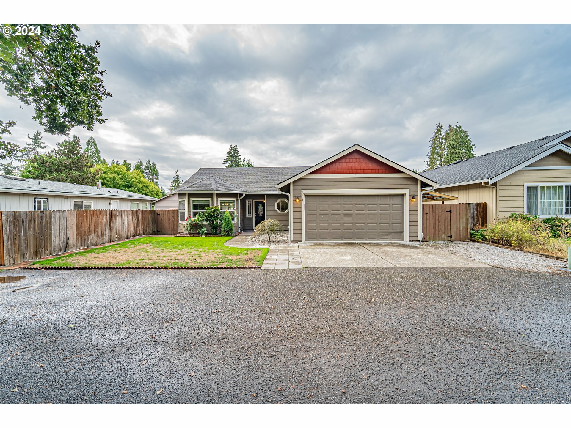 Property Photo:  2114 NE 86th Ave  WA 98664 