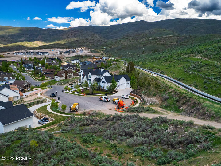 Property Photo:  1741 E Cove Spring Way  UT 84032 