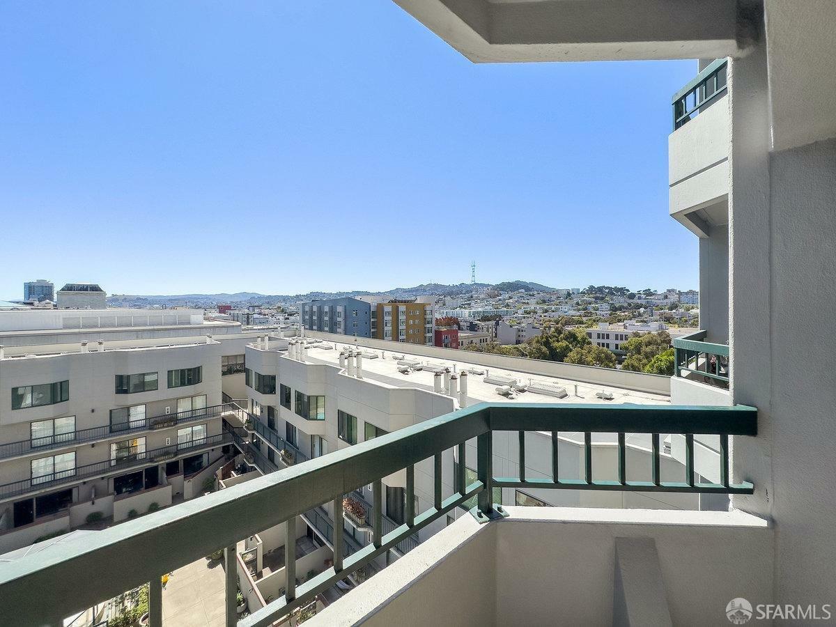 Property Photo:  601 Van Ness Avenue 625  CA 94102 