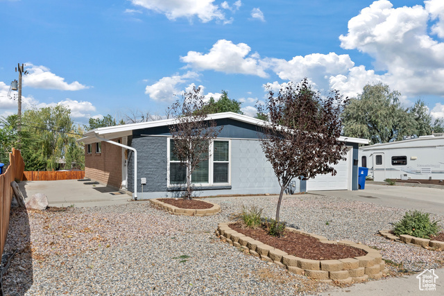 Property Photo:  10264 S Marble St E  UT 84094 