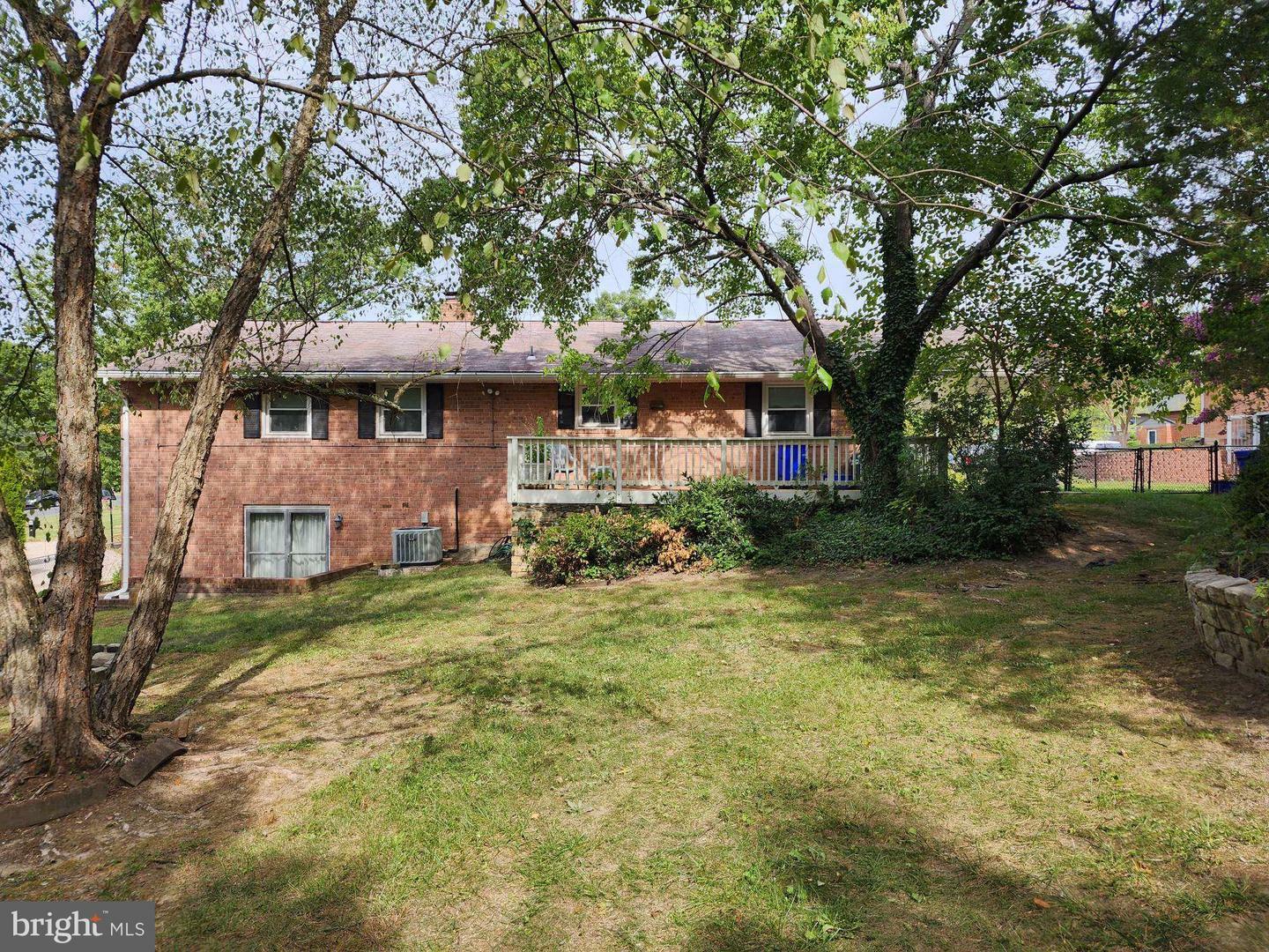 Property Photo:  12505 Summerwood Drive  MD 20904 