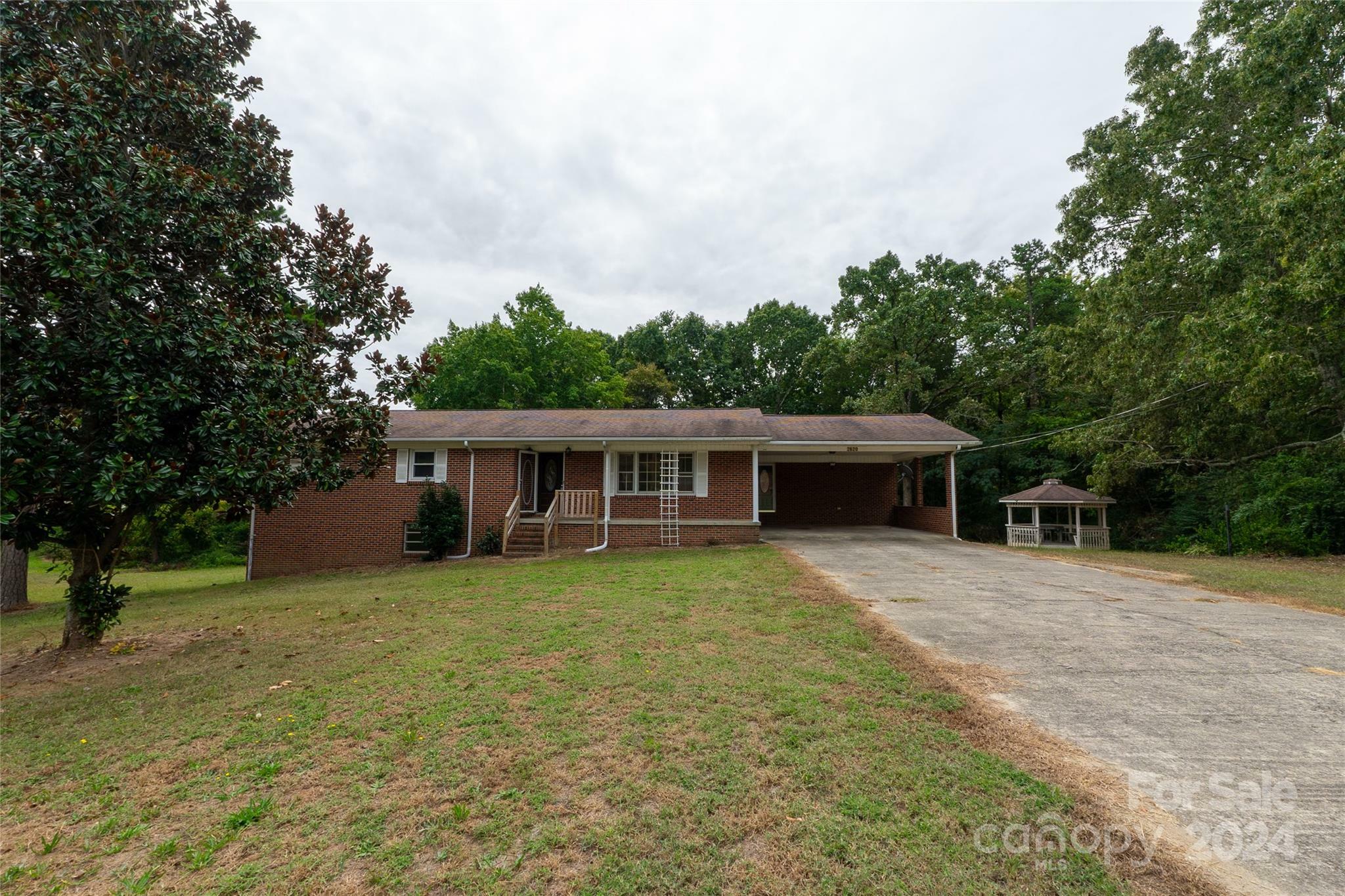 Property Photo:  2620 Finger Street  NC 28081 