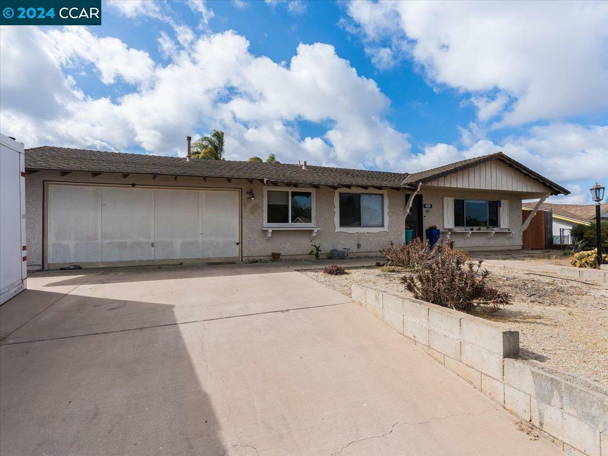 Property Photo:  132 Stansbury Dr  CA 93455 