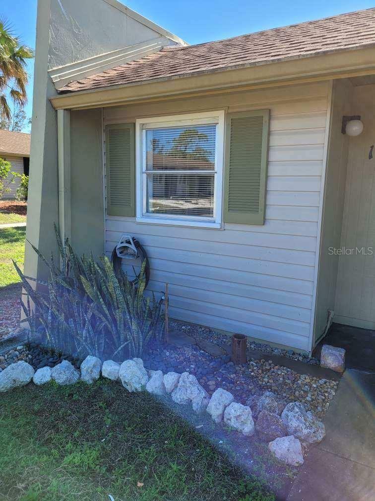 Property Photo:  1929 Settlement Road 8  FL 34285 