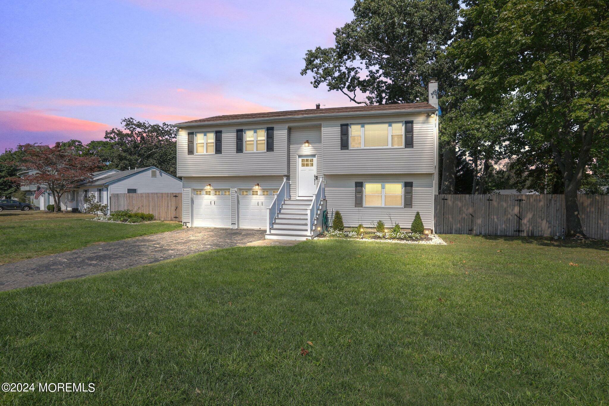 Property Photo:  564 Baxter Street  NJ 08723 