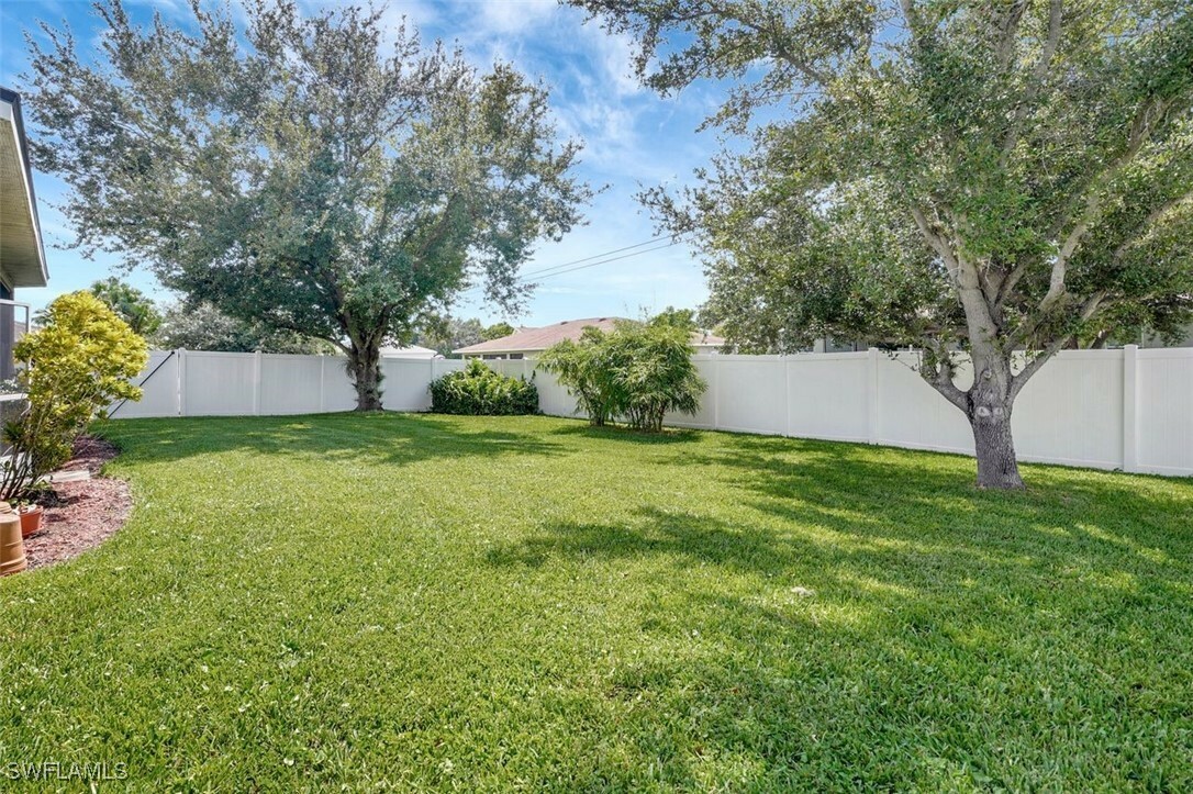 Property Photo:  1718 SW 2nd Avenue  FL 33991 