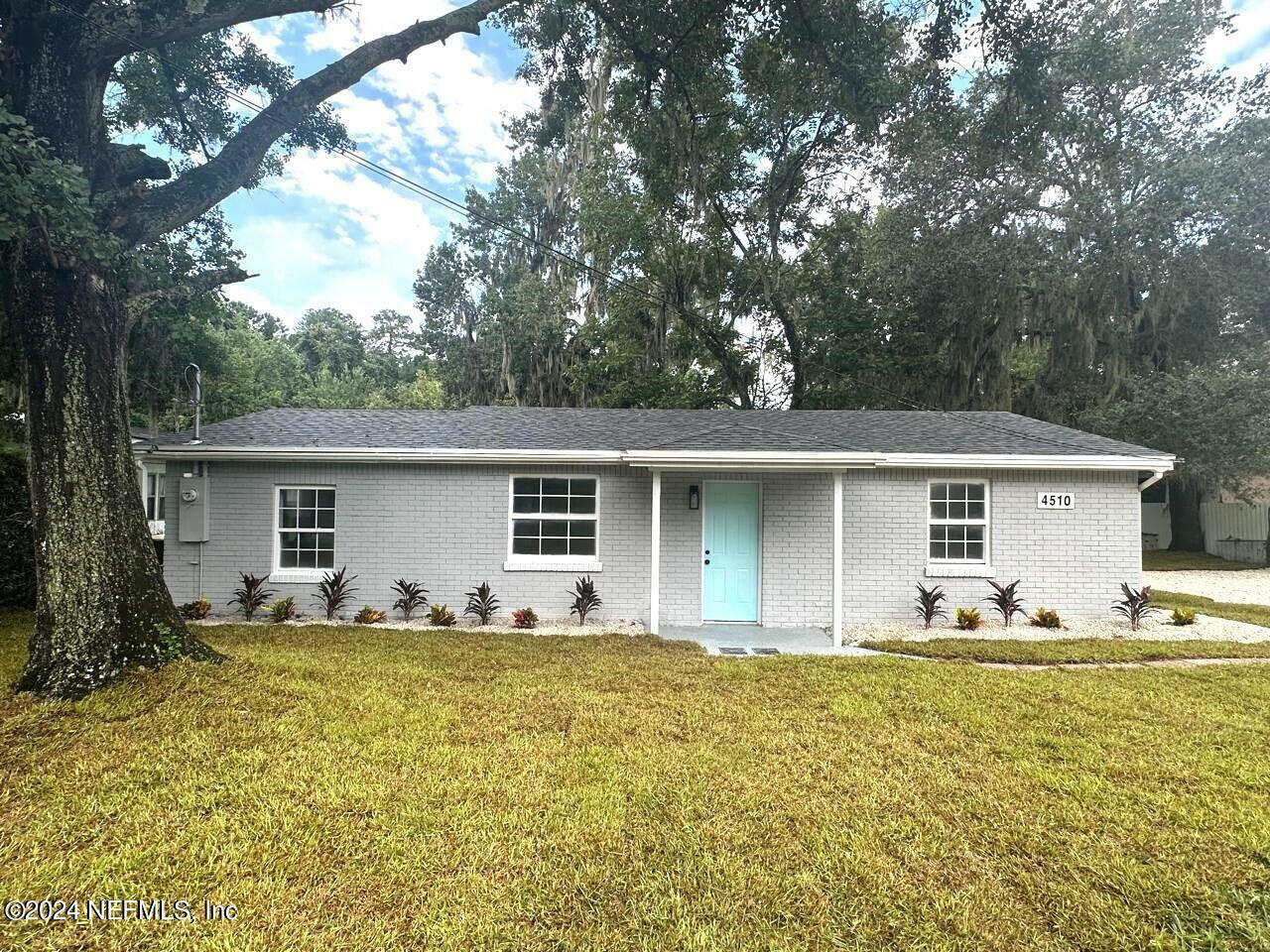 Property Photo:  4510 Bedford Road  FL 32207 