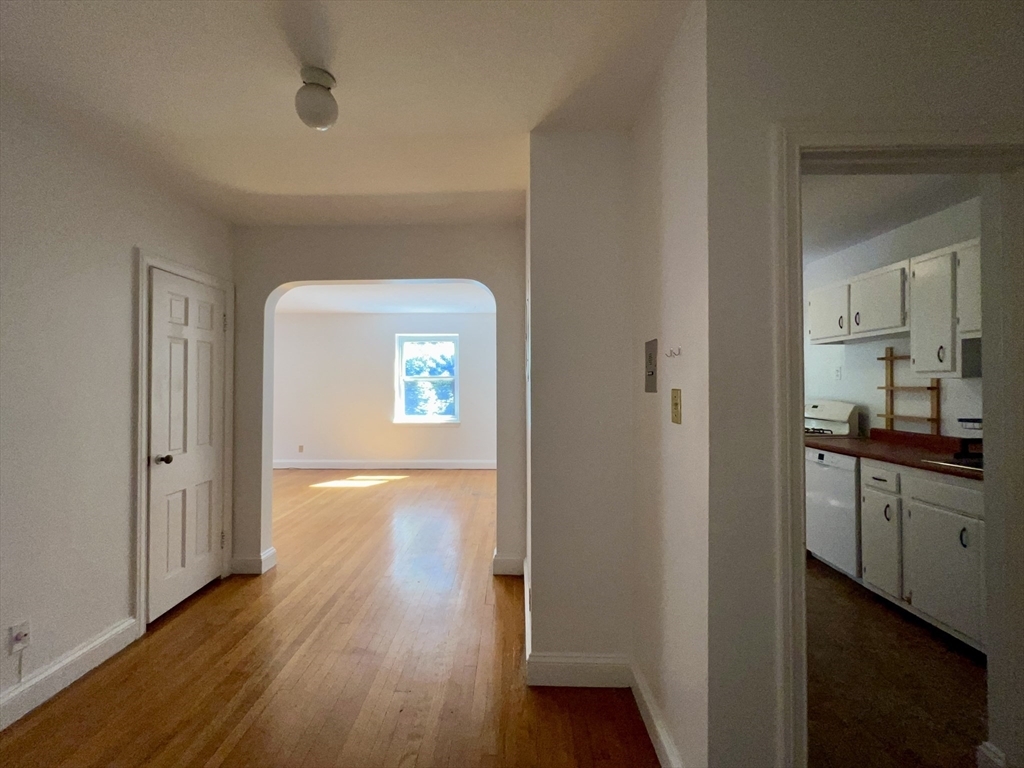 Property Photo:  395 Broadway R2c  MA 02139 