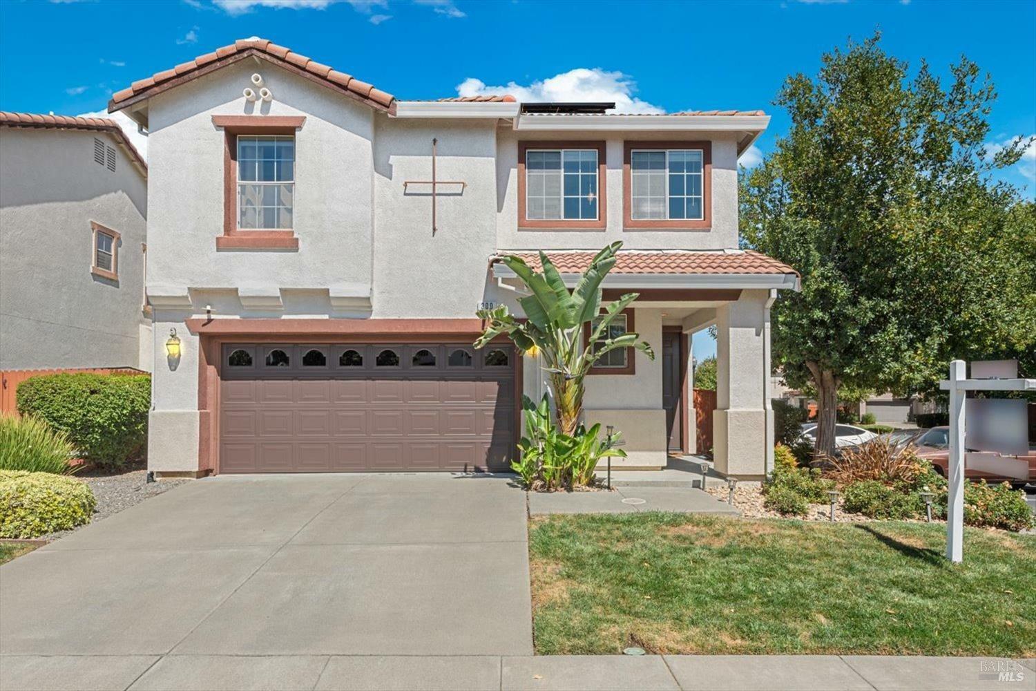 Property Photo:  300 Torrey Pines Court  CA 95687 