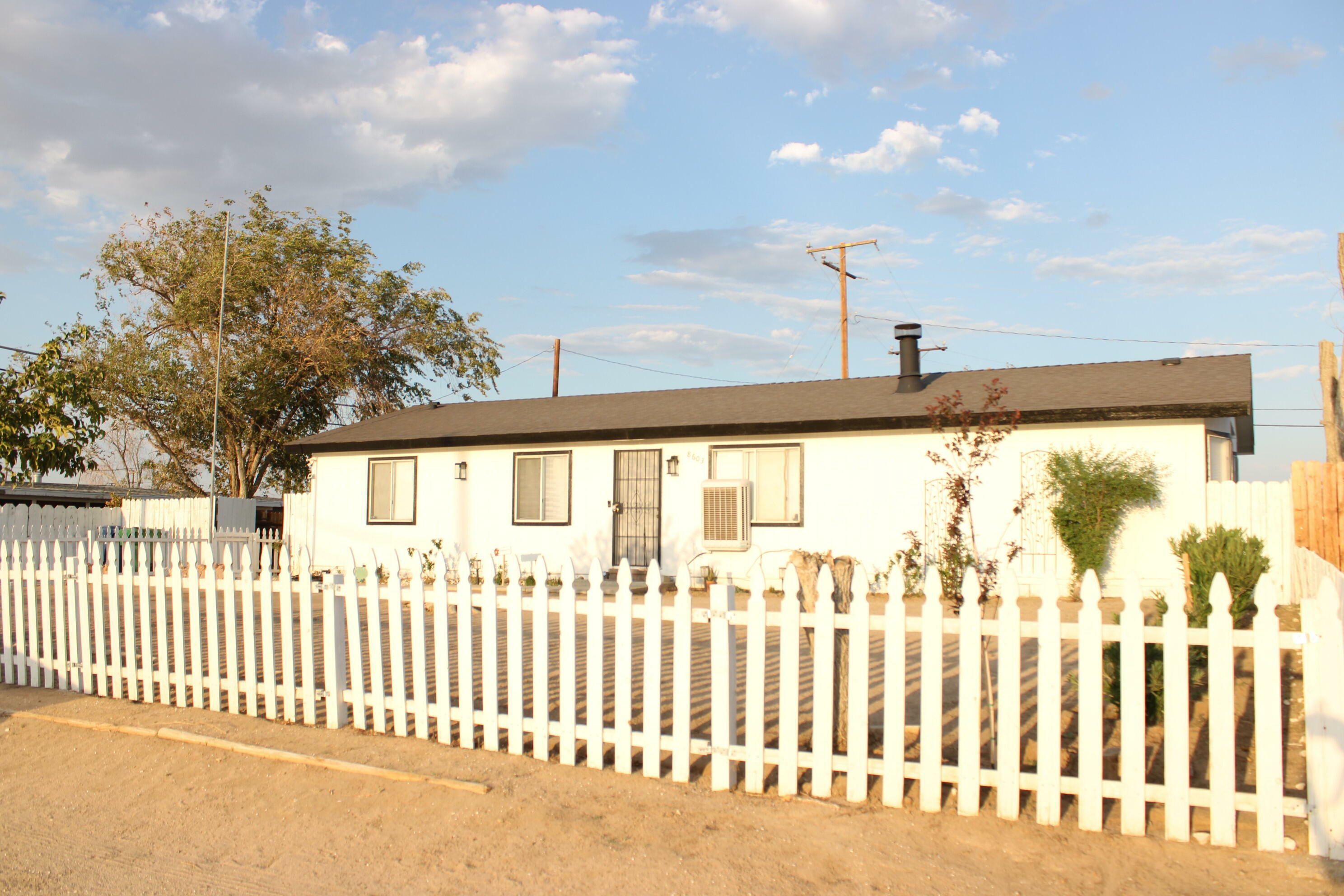 Property Photo:  8603 S Loop Boulevard  CA 93505 