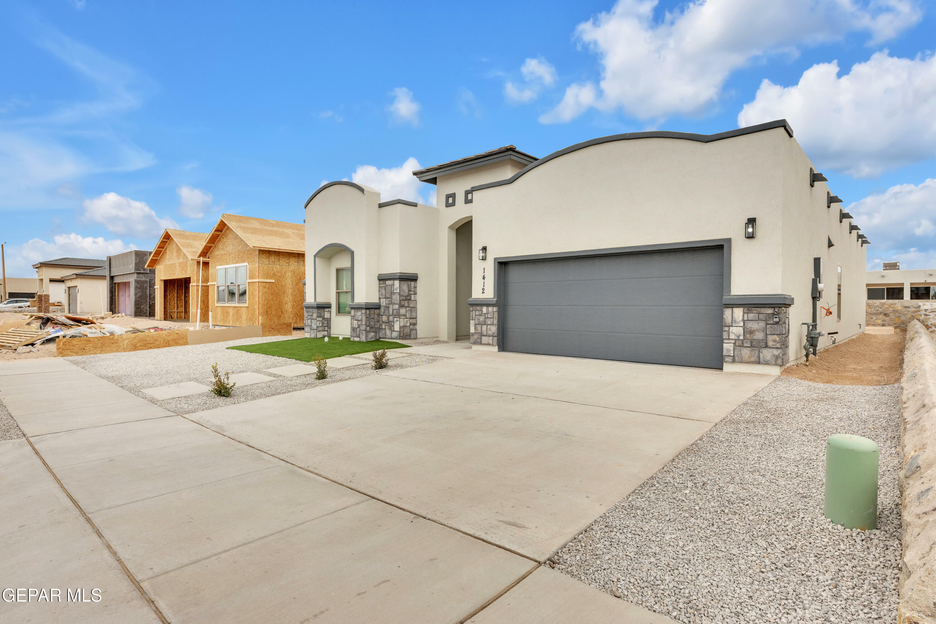 Property Photo: 1412 Dylan Place TX 79928