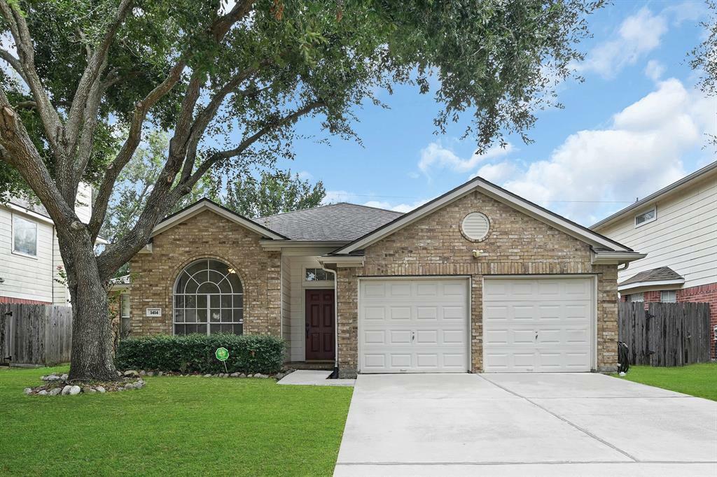 Property Photo: 1414 Brook Grove Drive TX 77450