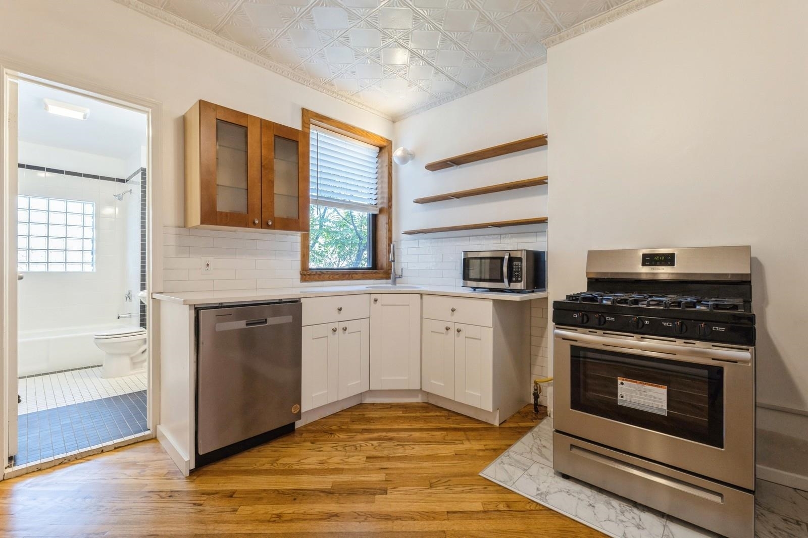 Property Photo:  224 Jefferson St 3R  NJ 07030 