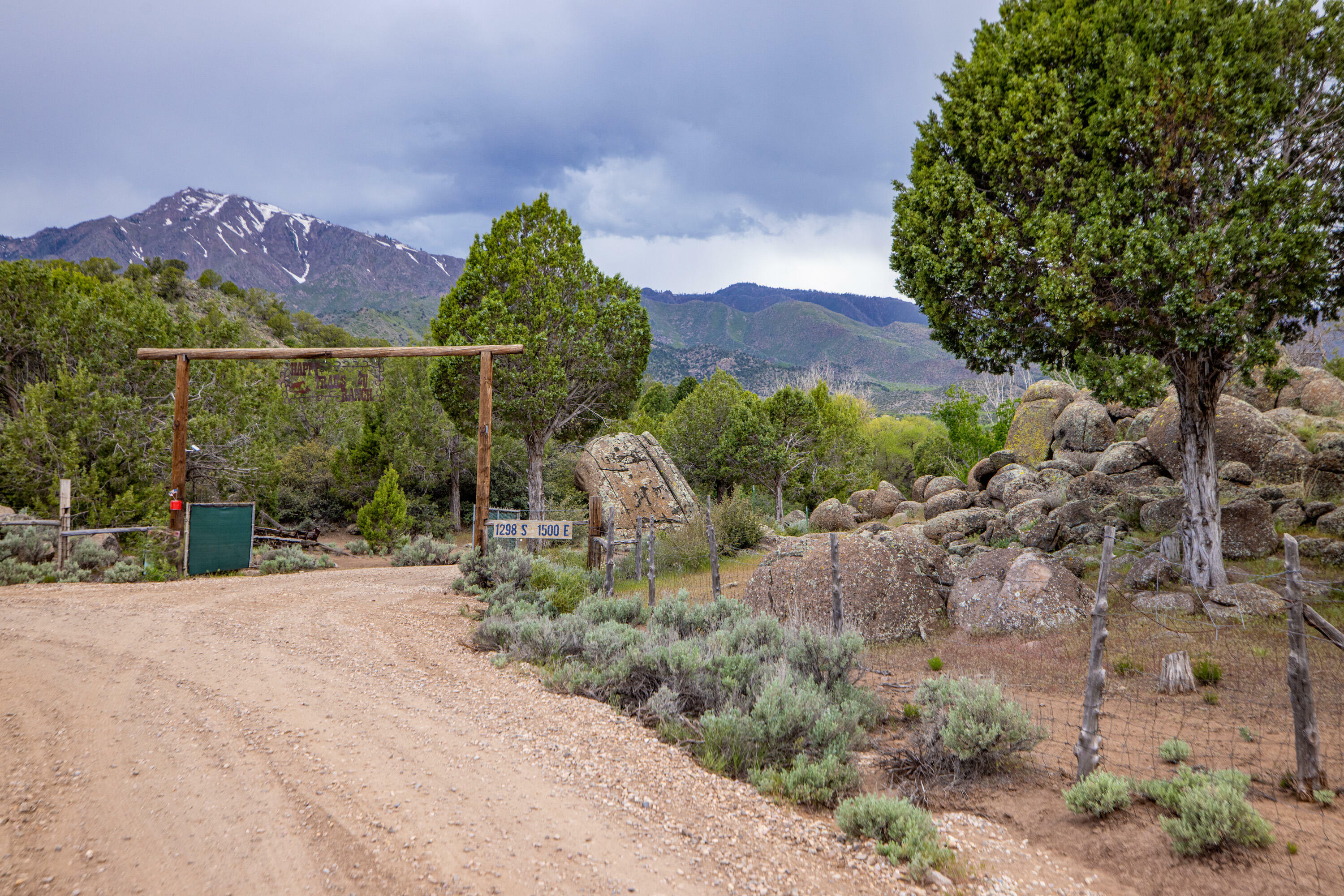 Property Photo:  1298 S 1500 E  UT 84757 