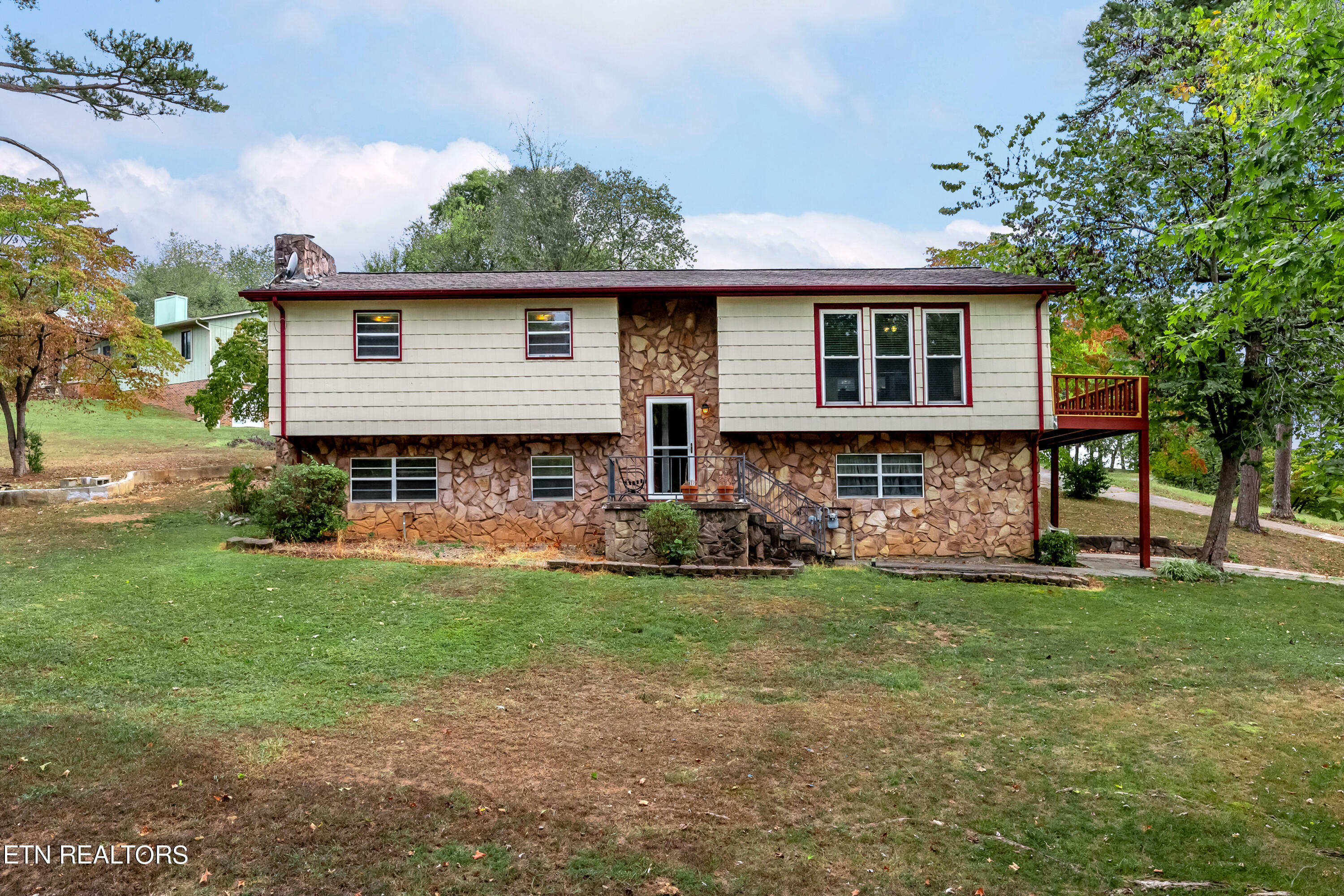 Property Photo:  126 Westcliff Drive  TN 37748 