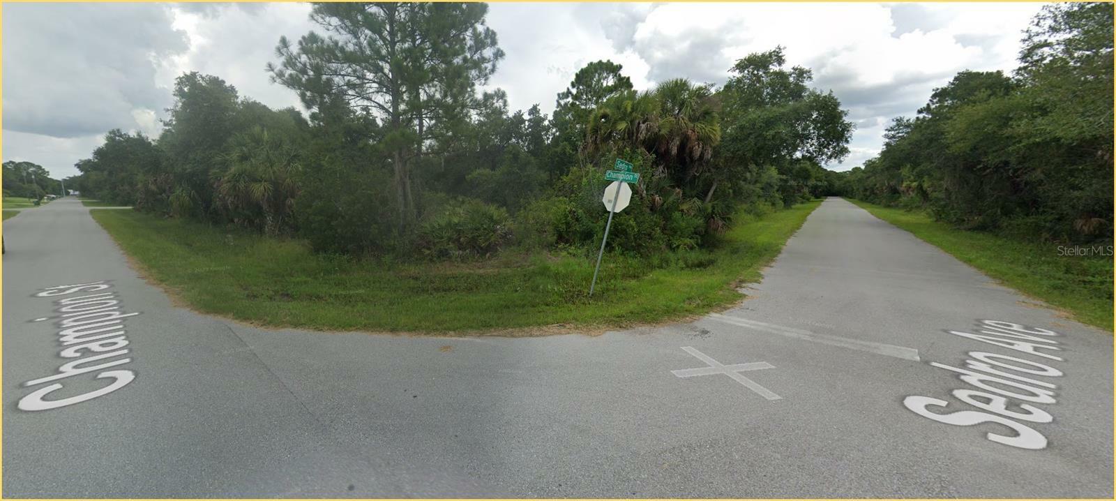 Property Photo: 13317 Sedro Avenue FL 33953