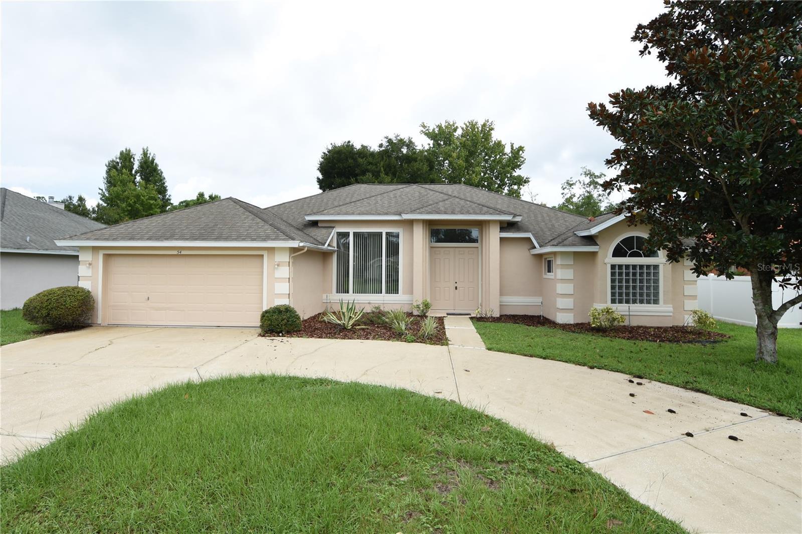 Property Photo: 54 Eric Drive FL 32164