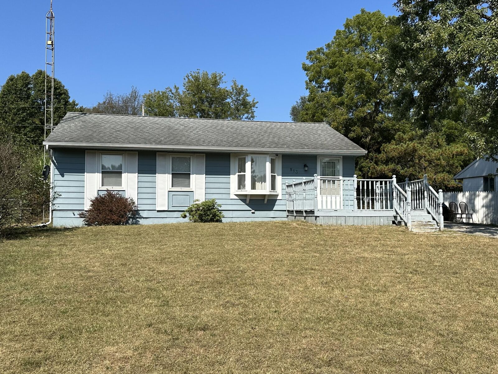 Property Photo:  813 Athena Drive  MI 49224 