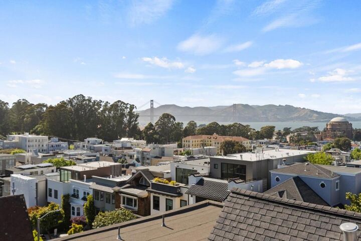 Property Photo:  2853 Broderick Street  CA 94123 