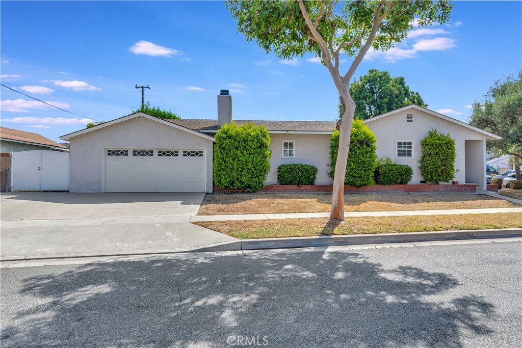 Property Photo:  11303 213th Street  CA 90715 