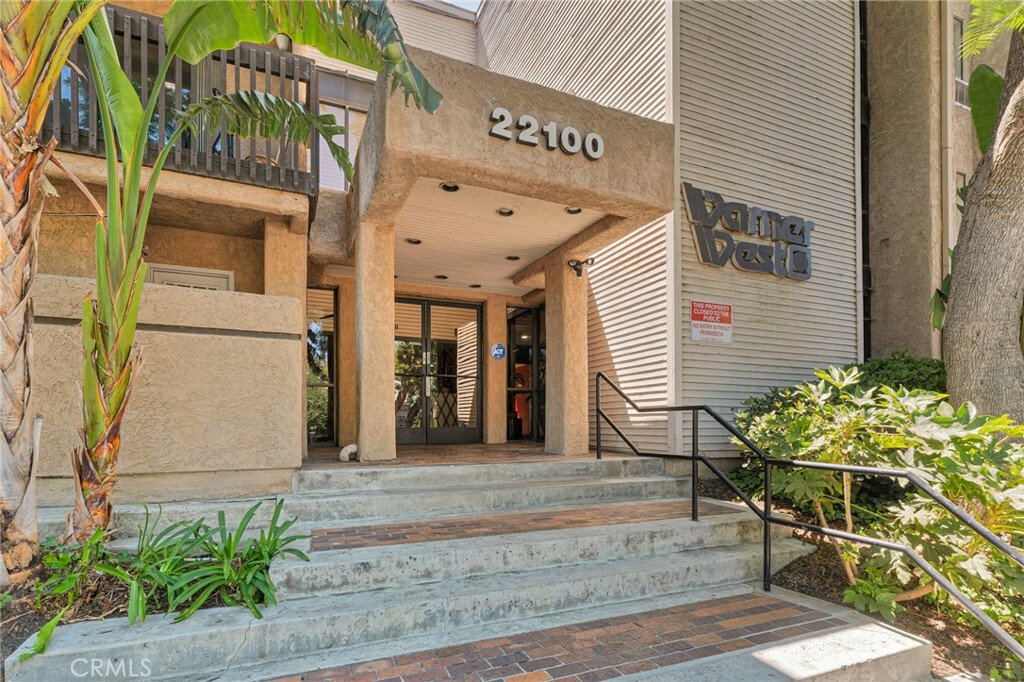 Property Photo:  22100 Burbank Boulevard 311A  CA 91367 